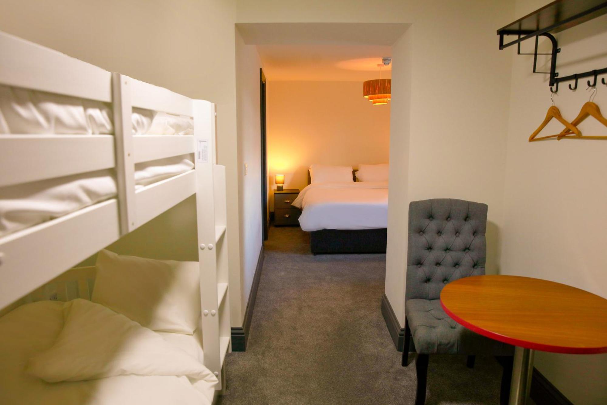 The George Wright Boutique Hotel, Bar & Restaurant 罗瑟勒姆 外观 照片