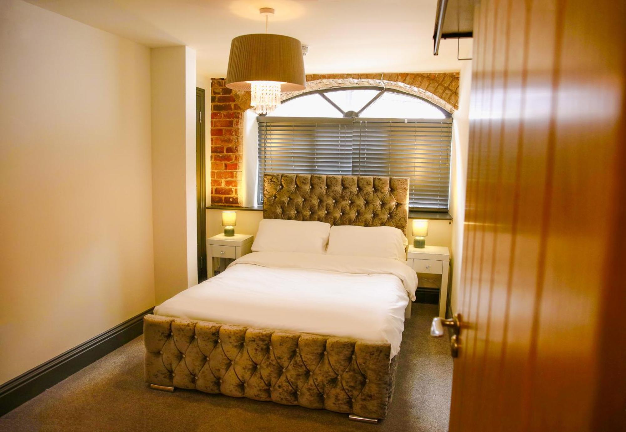 The George Wright Boutique Hotel, Bar & Restaurant 罗瑟勒姆 外观 照片