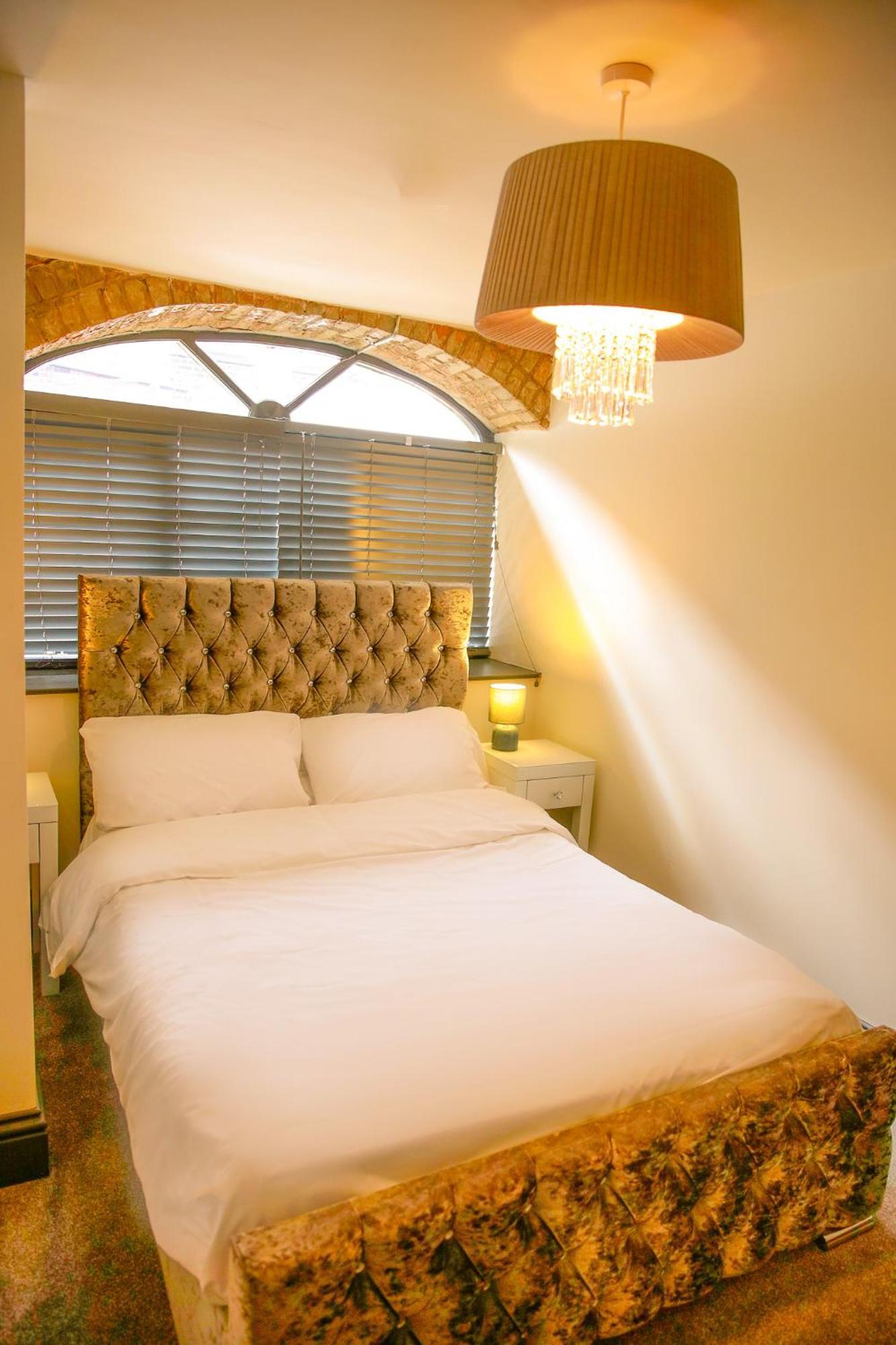 The George Wright Boutique Hotel, Bar & Restaurant 罗瑟勒姆 外观 照片